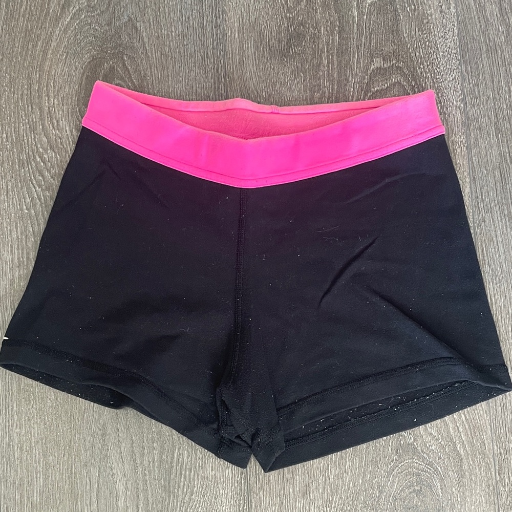 Lulu 9” spandex  shorts